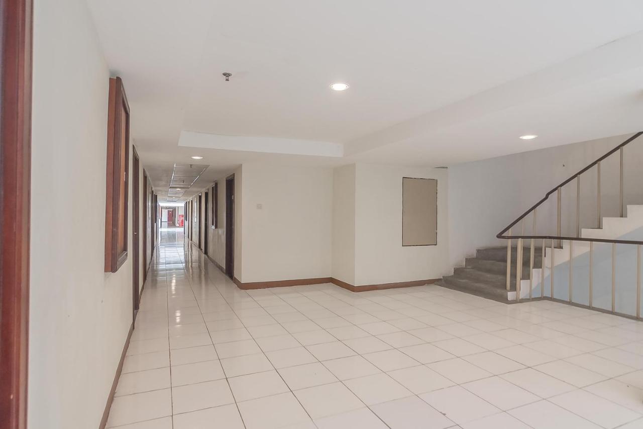 RedDoorz Apartment @ Emerald Towers Bandung Exterior foto