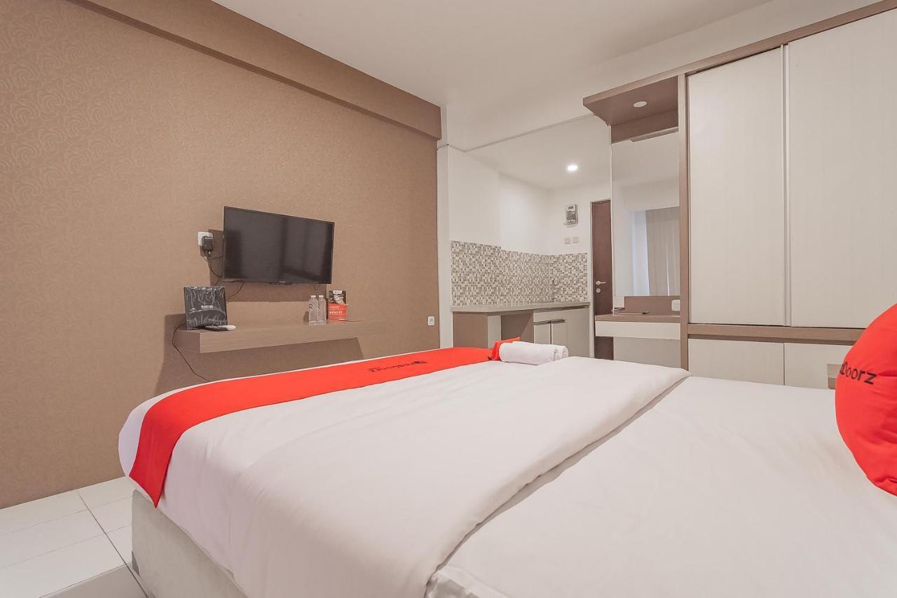 RedDoorz Apartment @ Emerald Towers Bandung Exterior foto