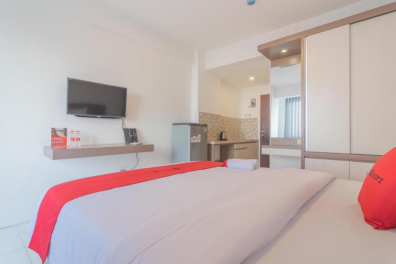 RedDoorz Apartment @ Emerald Towers Bandung Exterior foto