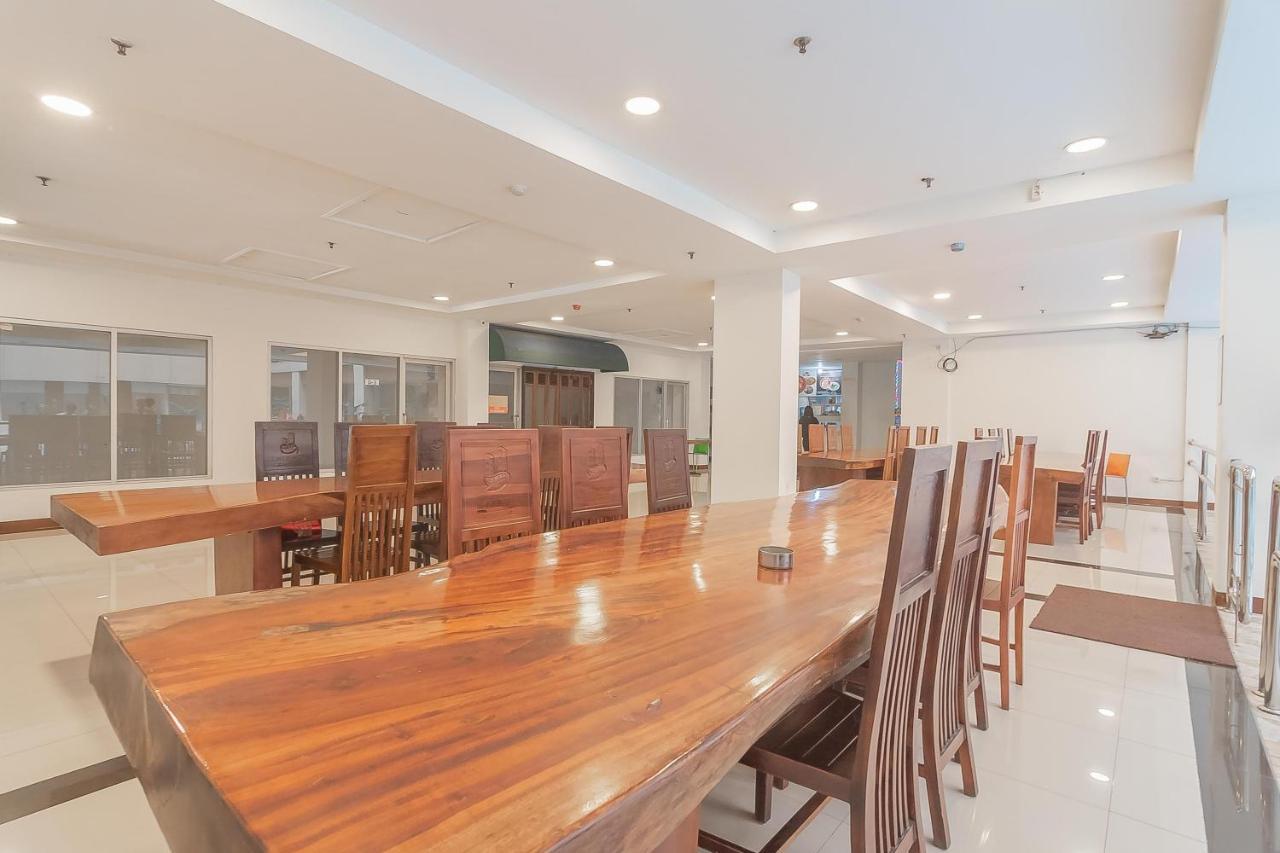 RedDoorz Apartment @ Emerald Towers Bandung Exterior foto