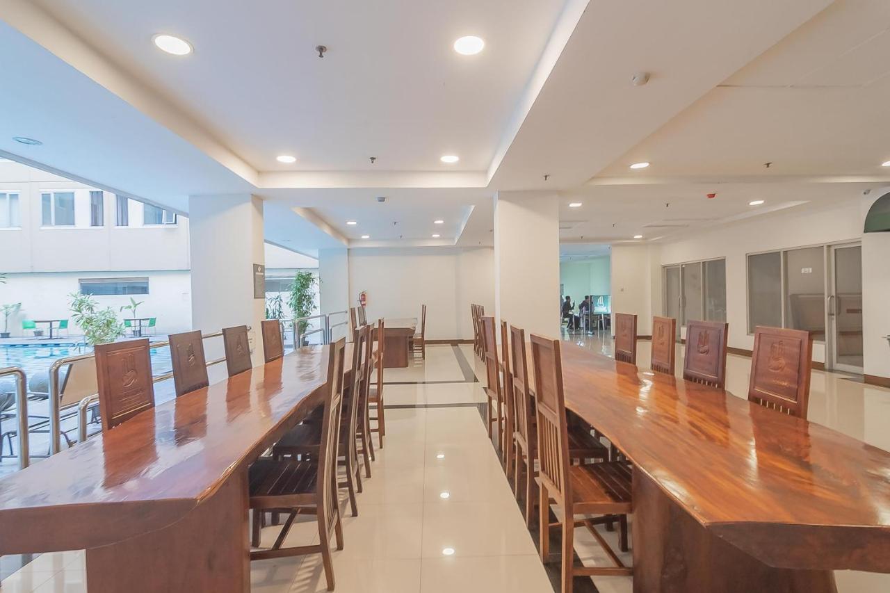 RedDoorz Apartment @ Emerald Towers Bandung Exterior foto