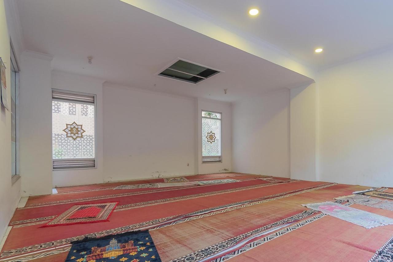 RedDoorz Apartment @ Emerald Towers Bandung Exterior foto